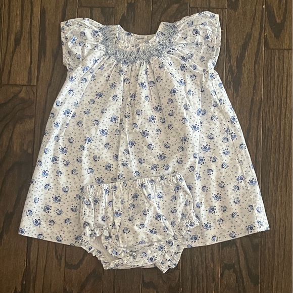 Blue Floral Smocked Dress & Bloomer Set Size 2 - Picture 3 of 4